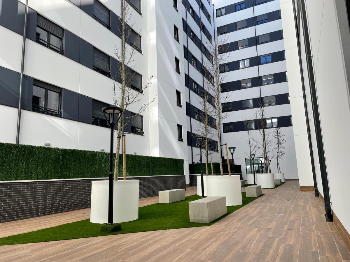 Gran Bilbao Xi With Parking By Aston Apartament